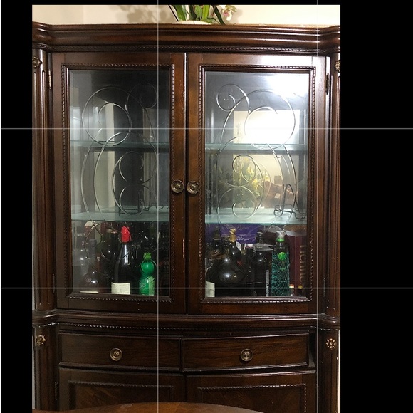 6 FOOT ELEGANT DARK BROWN CHINA - Picture 2 of 5